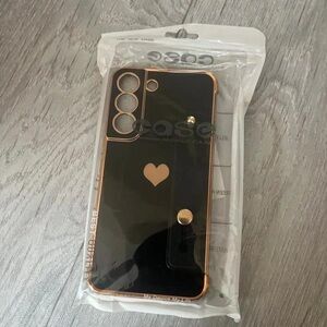 Elegant Black and Gold Heart Phone Case
